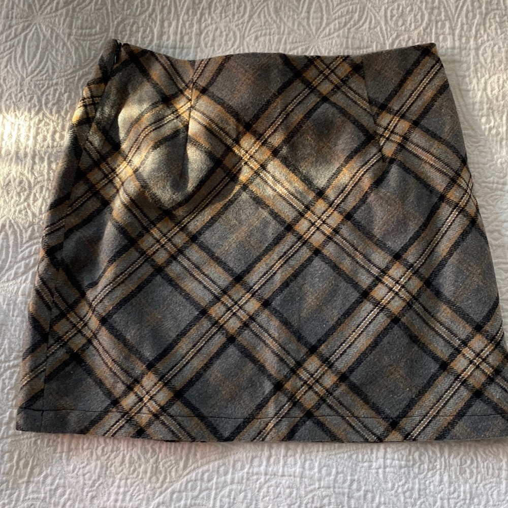 Fashion mini skirt